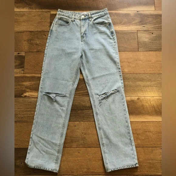 Princess Polly Lightwash Denim - Size 6 - Picture 1 of 5